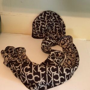 Calvin Klein Scarf & Beanie 100% Acrylic